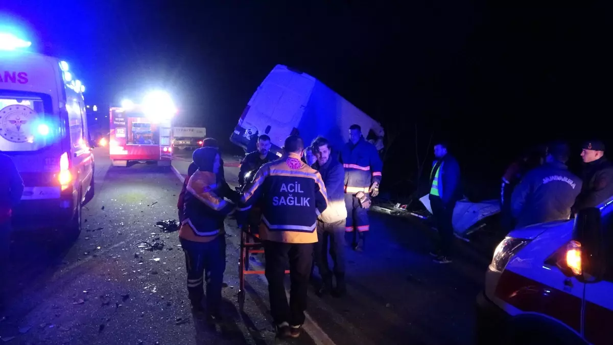 Edirne'de Kaza: 2 Ölü, 1 Yaralı