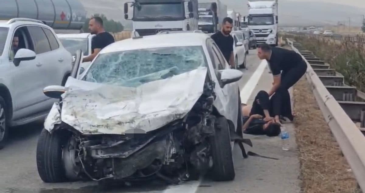 Gaziantep'te Trafik Kazası: 3 Yaralı
